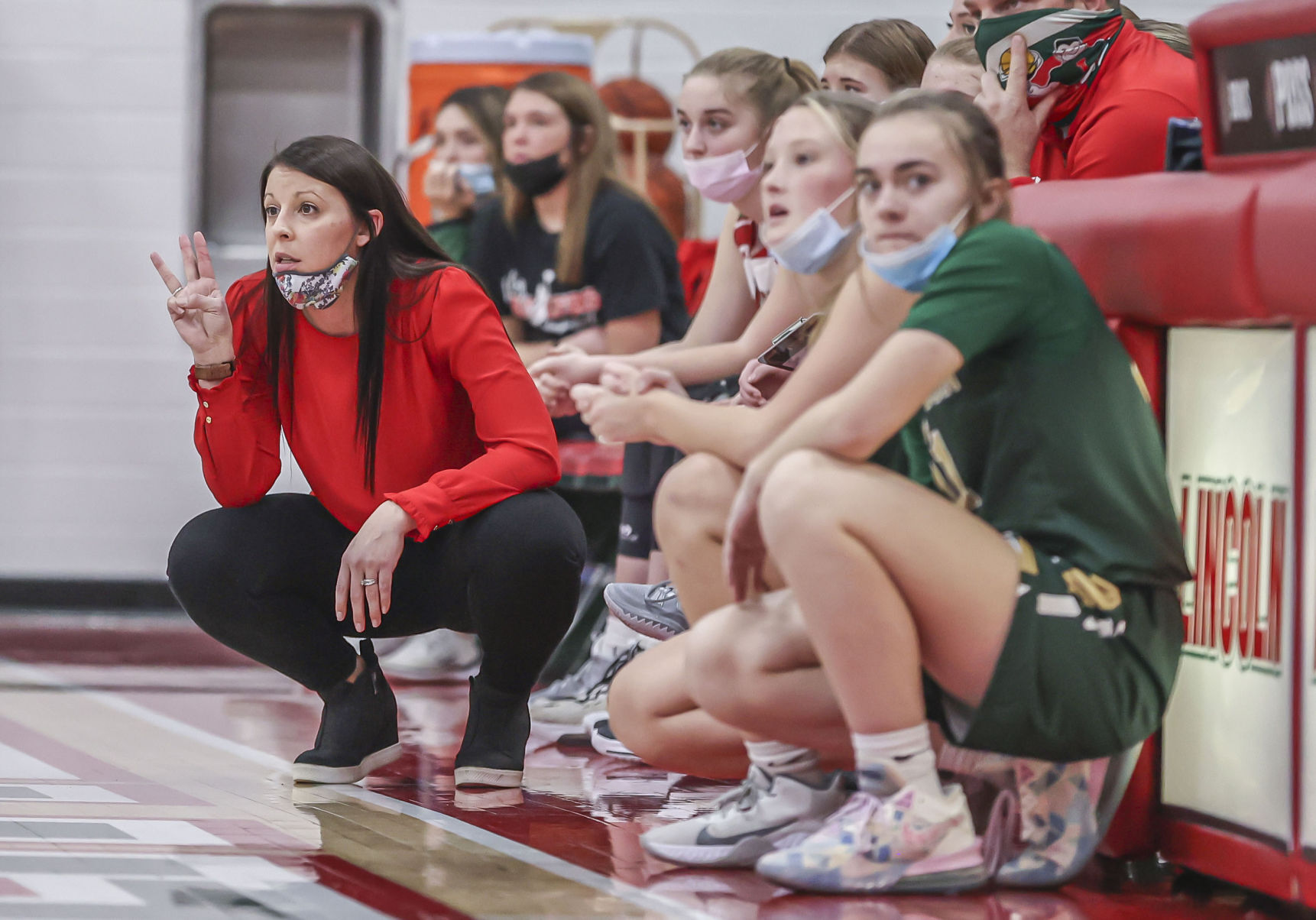 Mattoon girls at Lincoln 15 011422.JPG